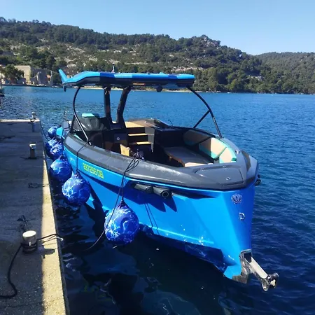 Raptor Botel Dubrovnik